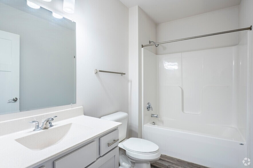 More Photos Of 2515 Gaston Rd, Cottage Grove Apartments For Lease