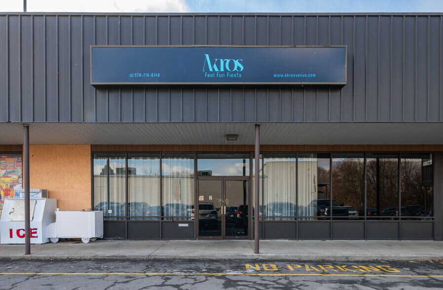 More Photos Of 653-665 Carey Ave, Hanover Township Storefront For Sale