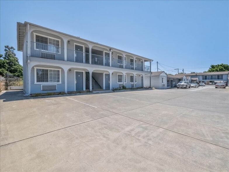 More Photos Of 21172 Mission Blvd, Hayward Hotel For Sale