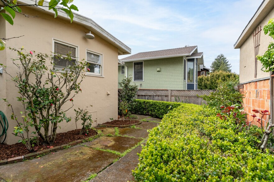 More Photos Of 1841-1843 Cedar St, Berkeley Apartments For Sale