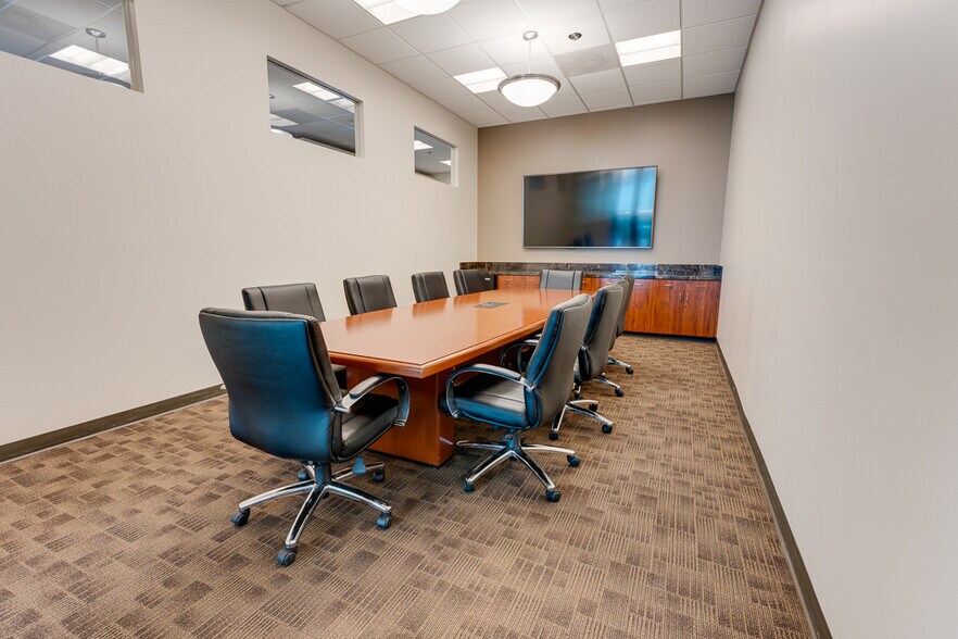 More Photos Of 830 Roosevelt Ave, Irvine Office For Sale