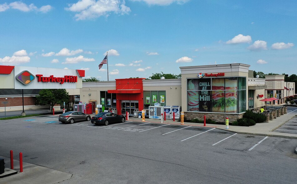 More Photos Of 2347 Oregon Pike, Lancaster Unknown For Lease