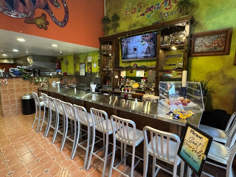 More Photos Of , Chicago Unknown For Sale