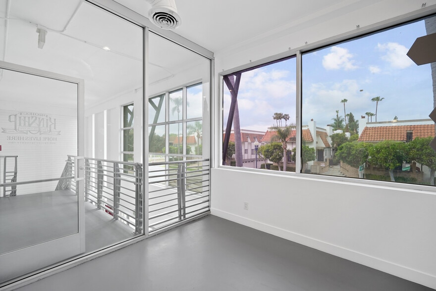 More Photos Of 2215 N Broadway, Santa Ana Medical For Sale