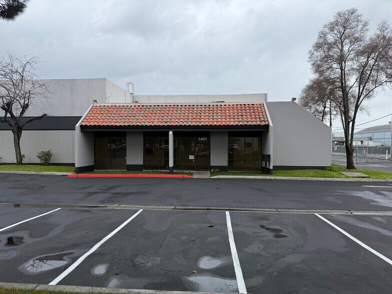 More Photos Of 1401 Martin Ave, Santa Clara Manufacturing For Lease