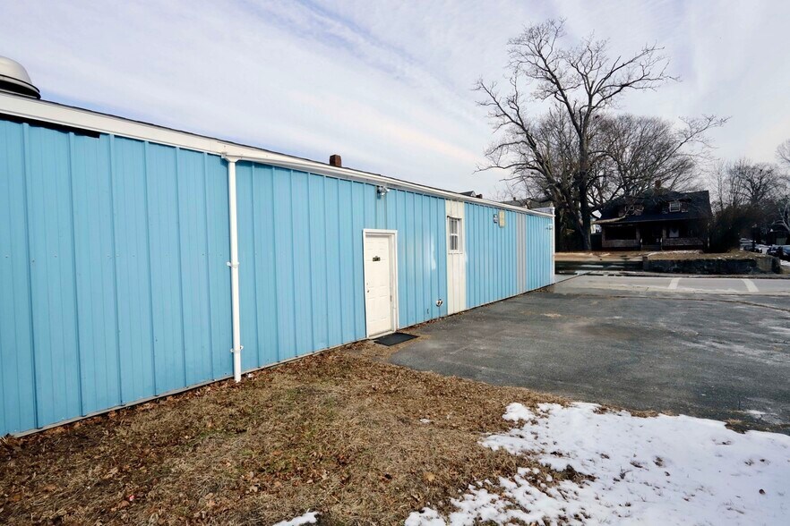 More Photos Of 51 Chancery St, New Bedford Warehouse For Sale