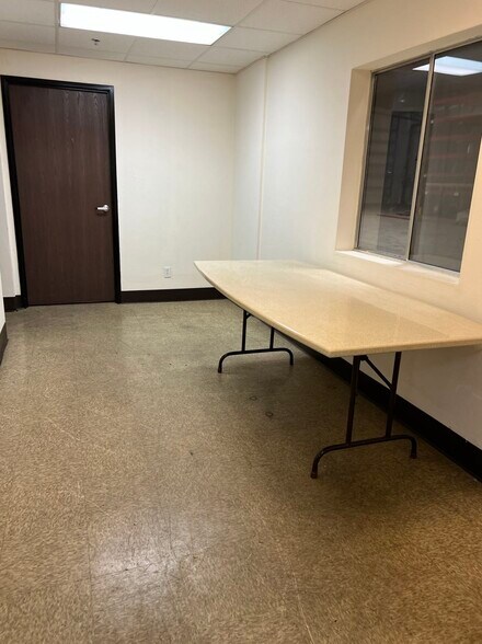 More Photos Of 1461 S Balboa Ave, Ontario Warehouse For Lease