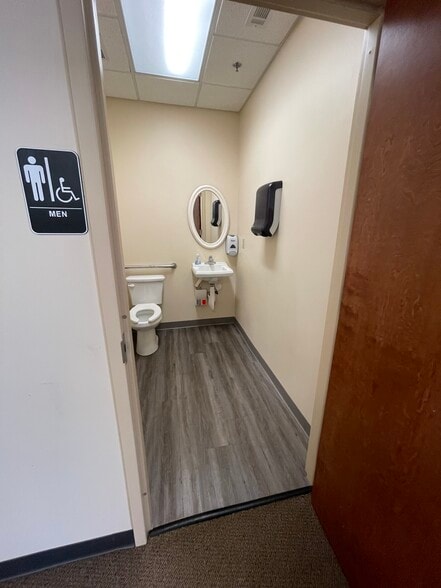 More Photos Of 540 Lake Center Pky, Cumming Office For Lease