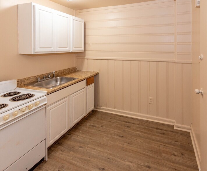 More Photos Of 4901 York Rd, Baltimore Apartments For Sale