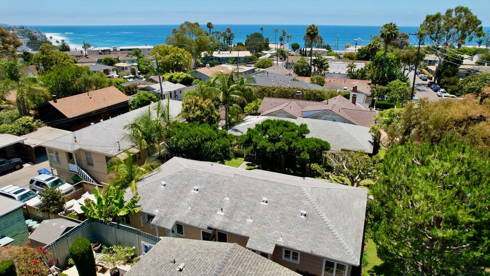 More Photos Of 379 Aster St, Laguna Beach Apartments For Sale