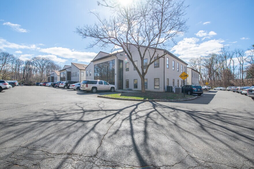 More Photos Of 115 US HIGHWAY Route 46 West, Mountain Lakes Medical For Sale