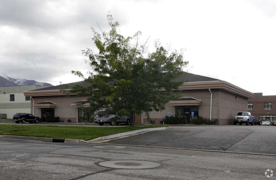 Primary Photo Of 1205 W Flint Meadows Dr, Kaysville Light Manufacturing For Lease