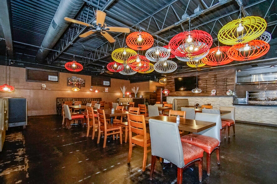 More Photos Of 1550 Oglethorpe Ave, Athens Freestanding For Lease