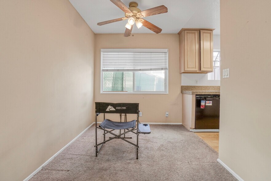 More Photos Of 16 38th Pl, Long Beach Apartments For Sale