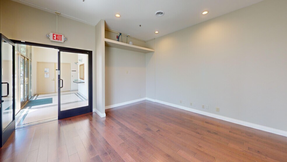 More Photos Of 1415 W Magnolia Blvd, Burbank Office Residential For Sale