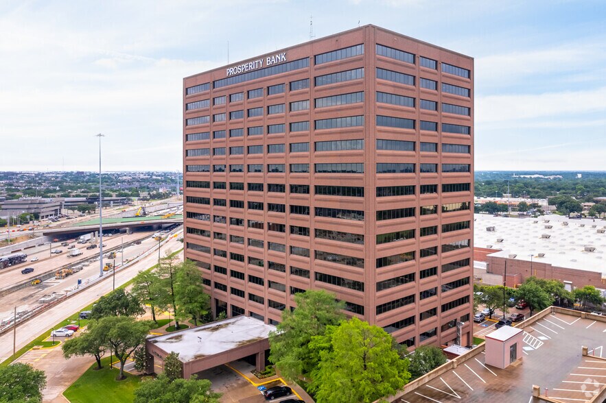 More Photos Of 9330 Lyndon B Johnson Fwy, Dallas Office For Lease