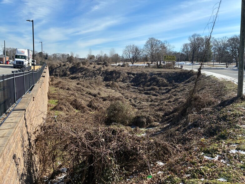 More Photos Of West Garrison Boulevard, Gastonia Land For Sale