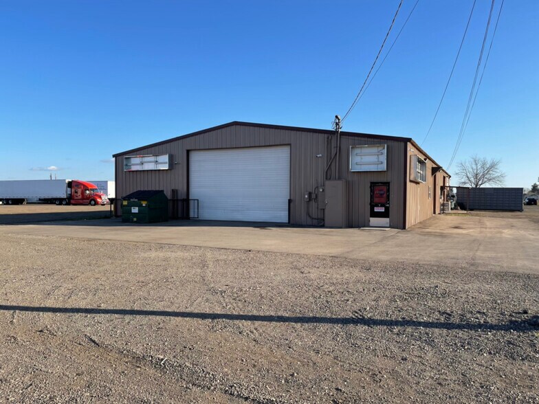 Primary Photo Of 788 E Childs Ave, Merced Warehouse For Lease