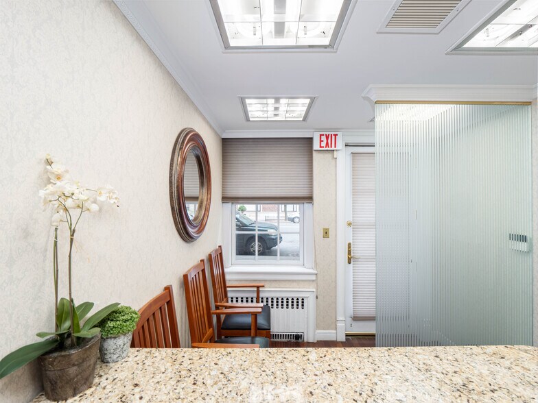 More Photos Of 1035 Park Ave, New York Apartments For Sale