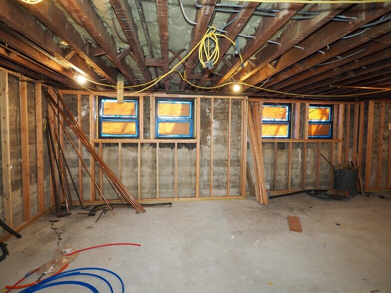 More Photos Of 78 Hart Blvd, Staten Island Rehabilitation Center For Lease