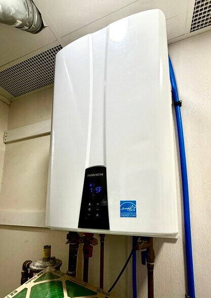 More Photos Of 211 7th St N, Clanton General Retail For Sale