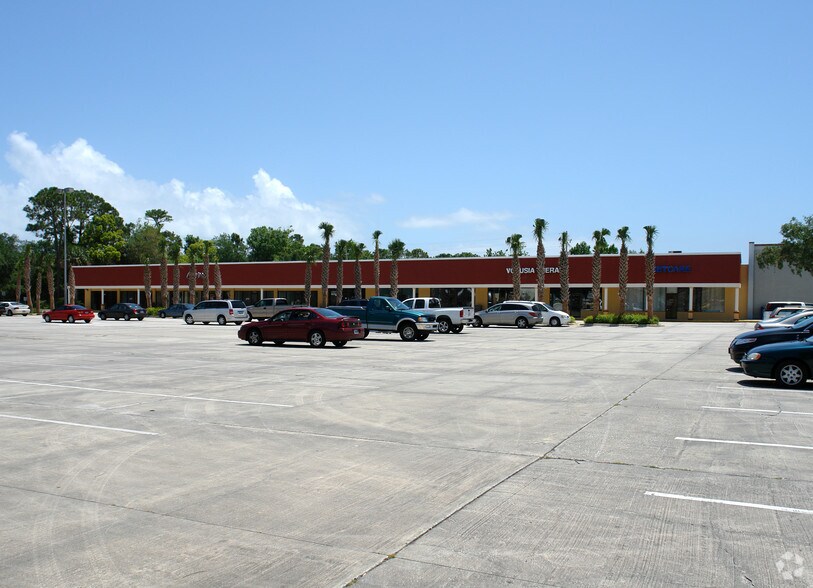 More Photos Of 1700-1722 State Road 44, New Smyrna Beach Unknown For Lease