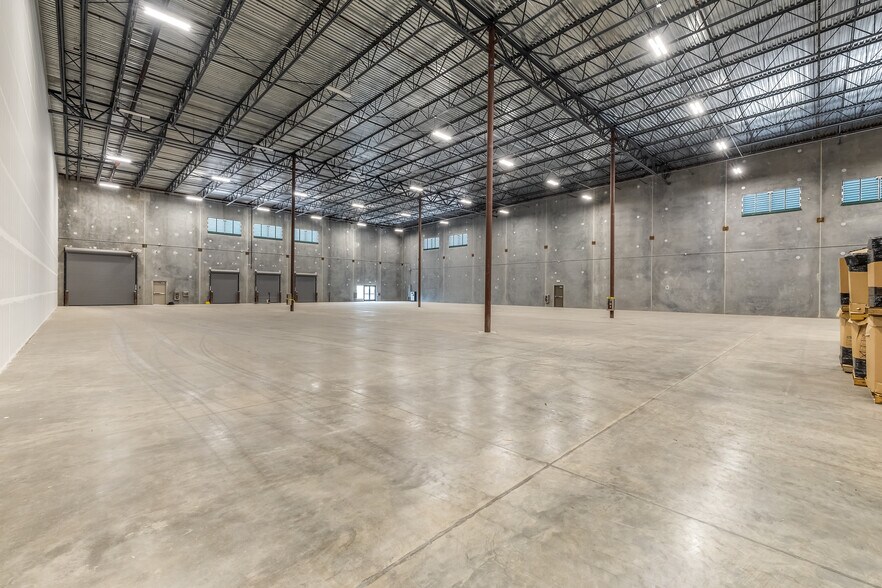 More Photos Of 91-539 Kapolei Kai, Kapolei Distribution For Lease