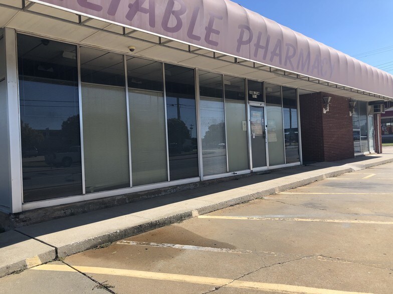 More Photos Of 5900 S Pennsylvania Ave, Oklahoma City Freestanding For Lease