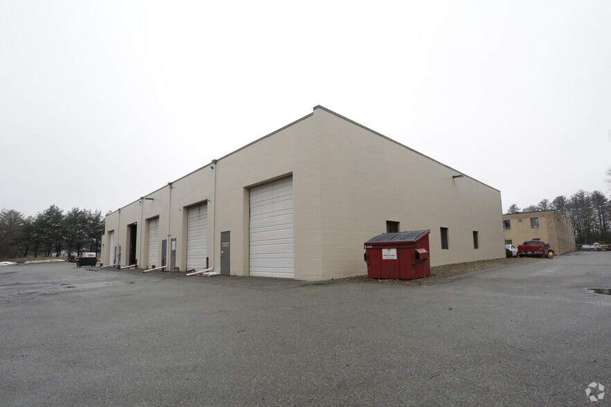 More Photos Of 40 Lowell Rd, Salem Light Distribution For Lease