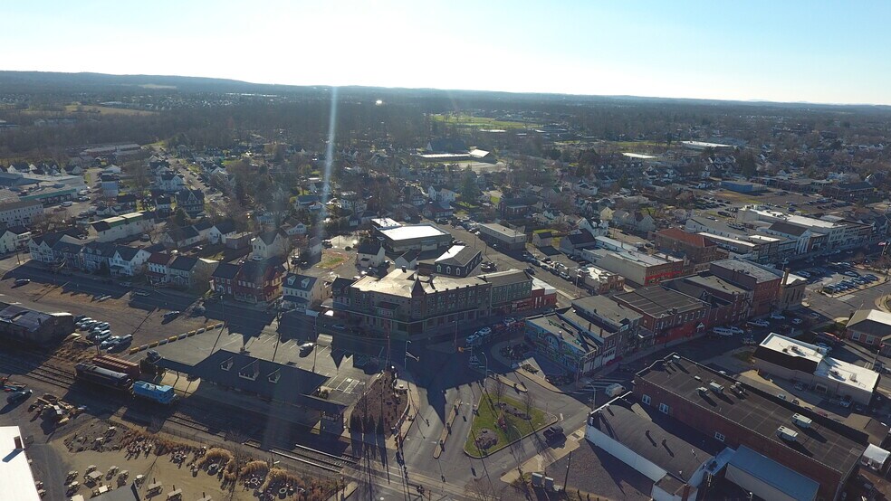 More Photos Of 200 Apple St, Quakertown Medical For Lease