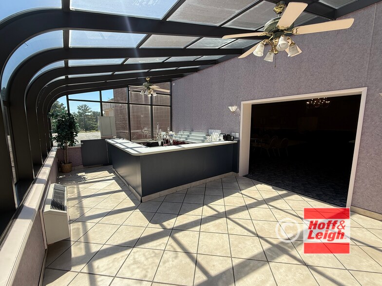 More Photos Of 26383 Broadway Ave, Bedford Bowling Alley For Sale