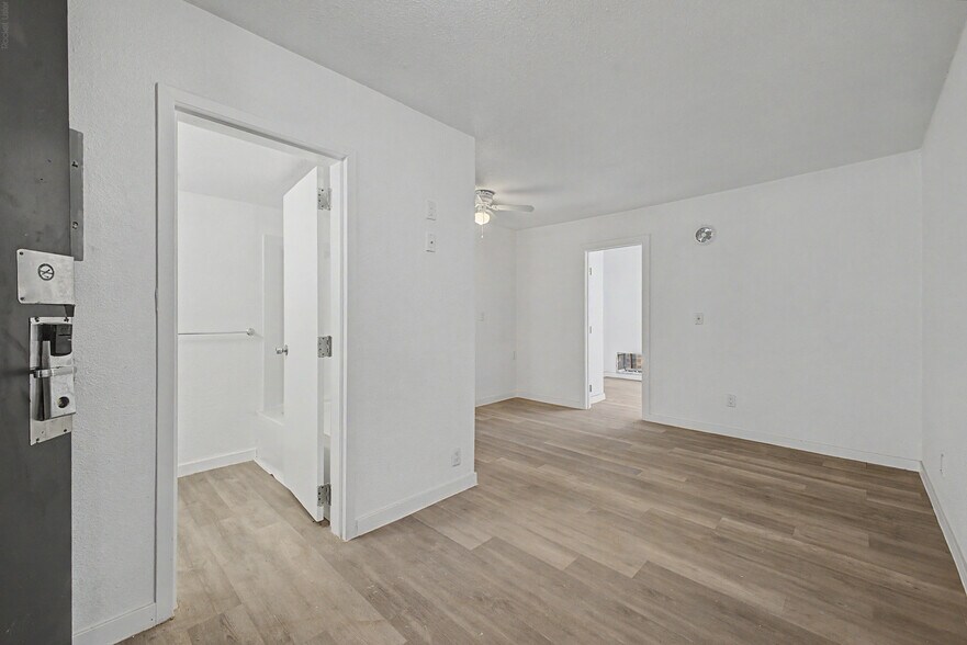 More Photos Of 1025 E Benson Hwy, Tucson Apartments For Sale