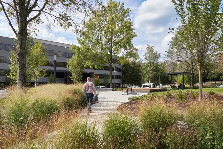 More Photos Of 109 Westpark Dr, Brentwood Office For Lease