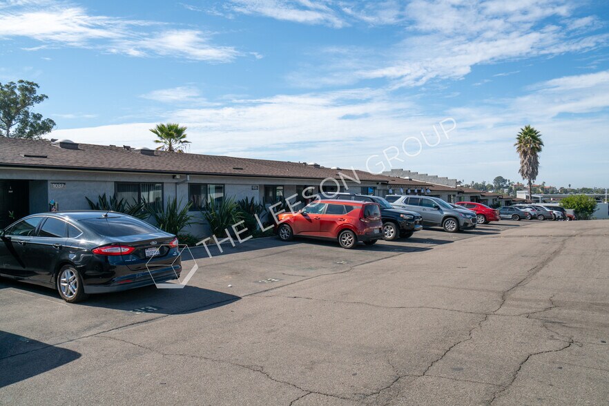 More Photos Of 1010 Clearbrook Ln, Vista Apartments For Sale