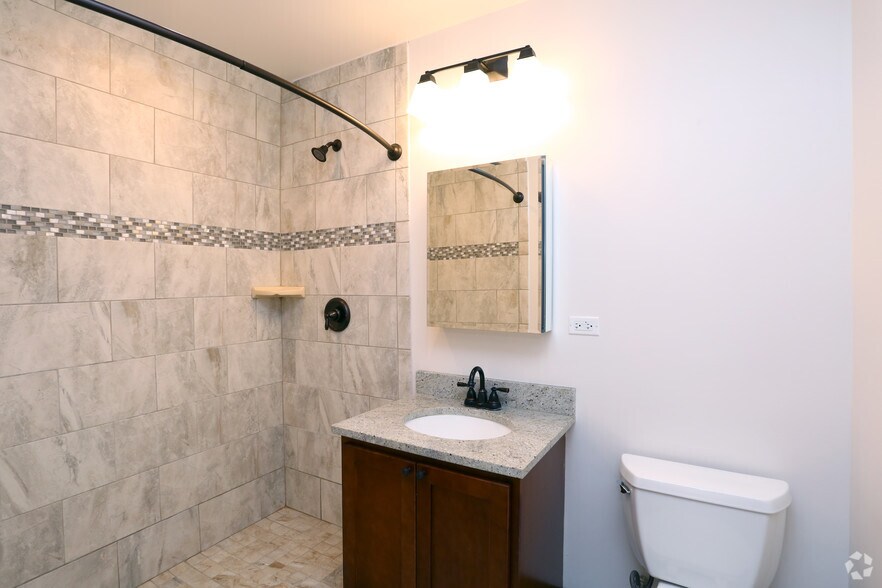 More Photos Of 7 S Stolp Ave, Aurora Apartments For Lease