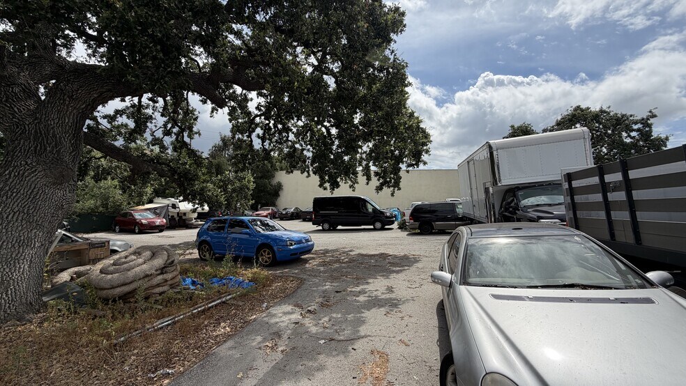 More Photos Of 3167-3183 E Thousand Oaks Blvd, Thousand Oaks Land For Lease