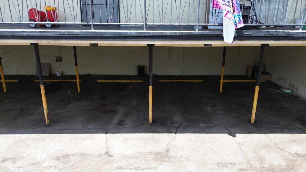 More Photos Of 1137-1139 N Mayfield Ave, San Bernardino Apartments For Sale