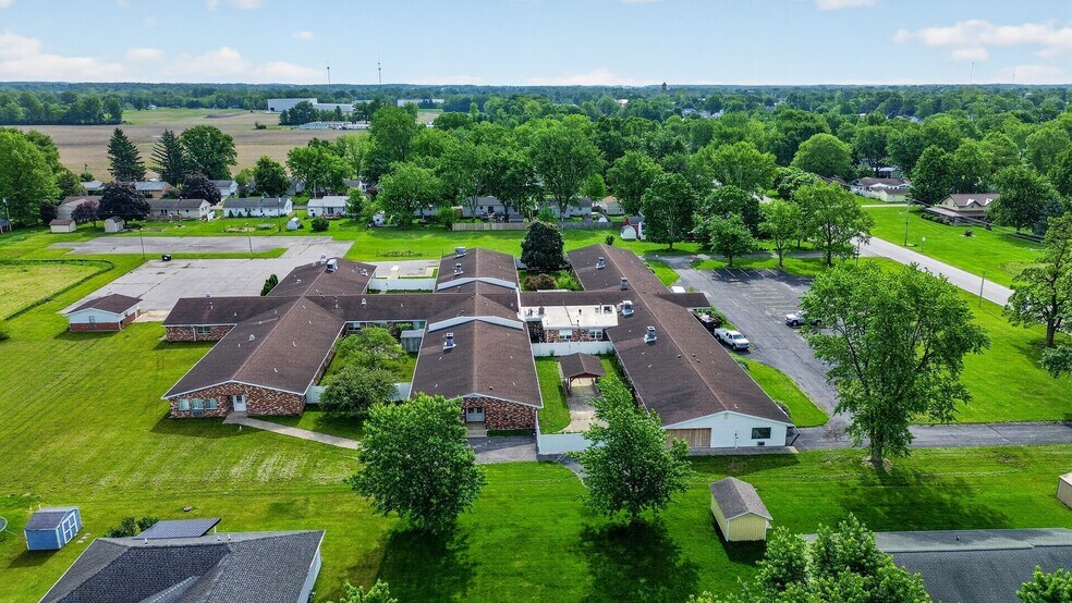 More Photos Of 1529 W Lancaster St, Bluffton Rehabilitation Center For Sale