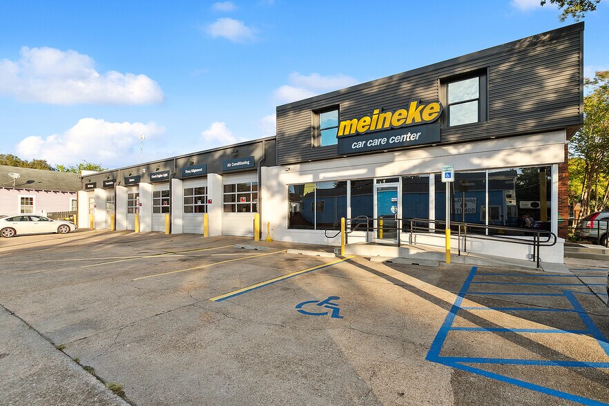 More Photos Of 4243 Canal St, New Orleans Auto Repair For Sale