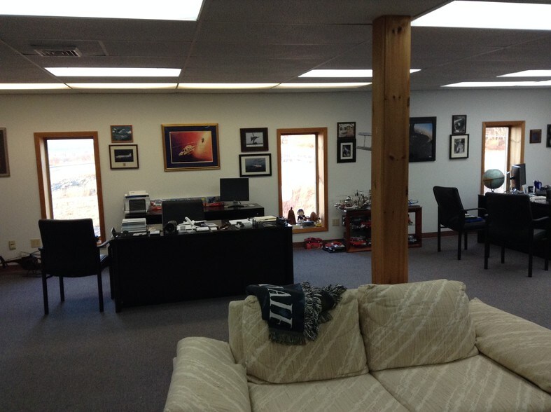 More Photos Of 79 Styles Way, Lagrangeville Light Distribution For Sale