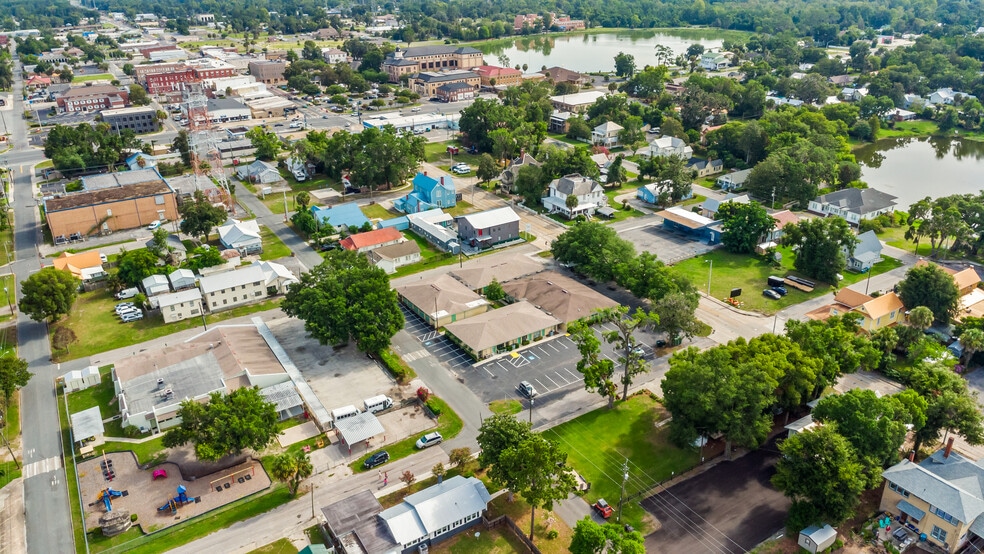 Primary Photo Of 260 S Marion Ave, Lake City Medical For Lease