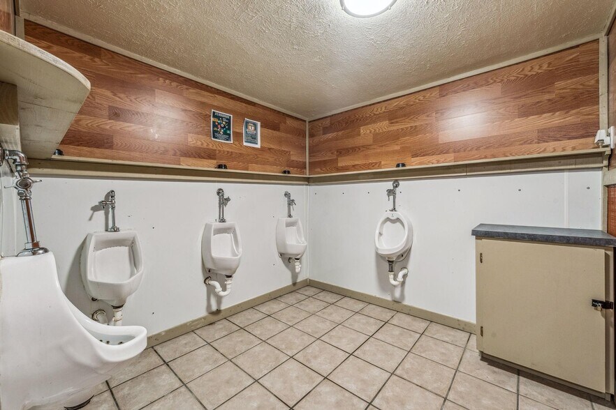 More Photos Of 3261 FM 933, Whitney Restaurant For Sale