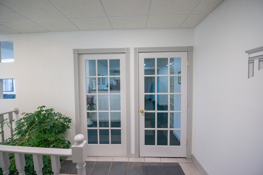 More Photos Of 6 Morgan, Valparaiso Office For Lease