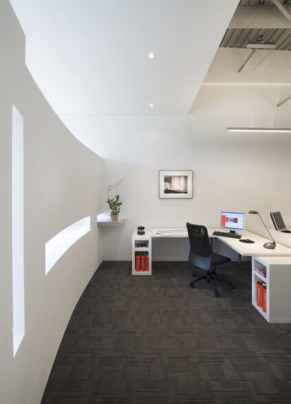 More Photos Of 4229 Lafayette Center Dr, Chantilly Office For Sale