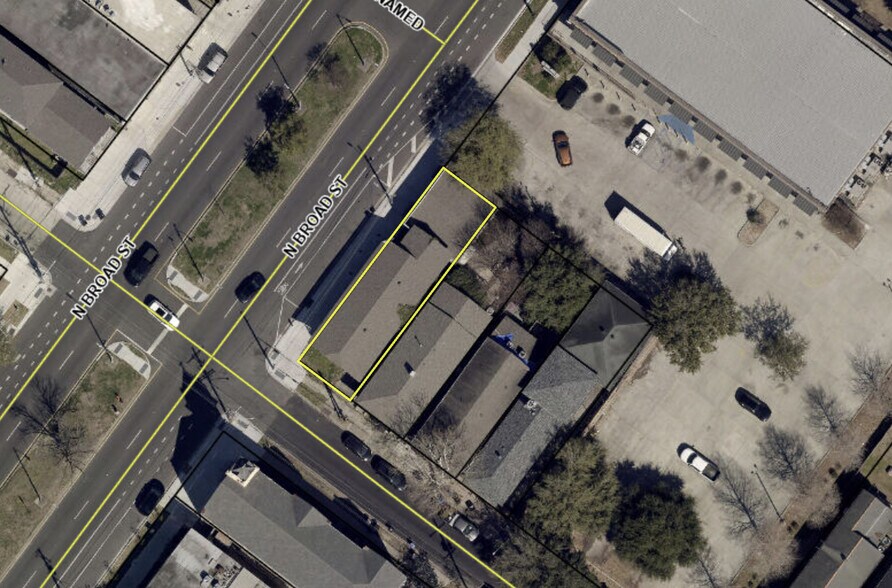 More Photos Of 210 N Broad Ave, New Orleans Freestanding For Sale