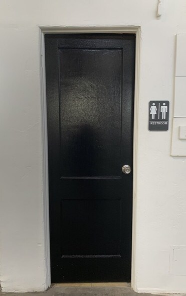 More Photos Of 4611 E 48th St, Vernon Warehouse For Lease