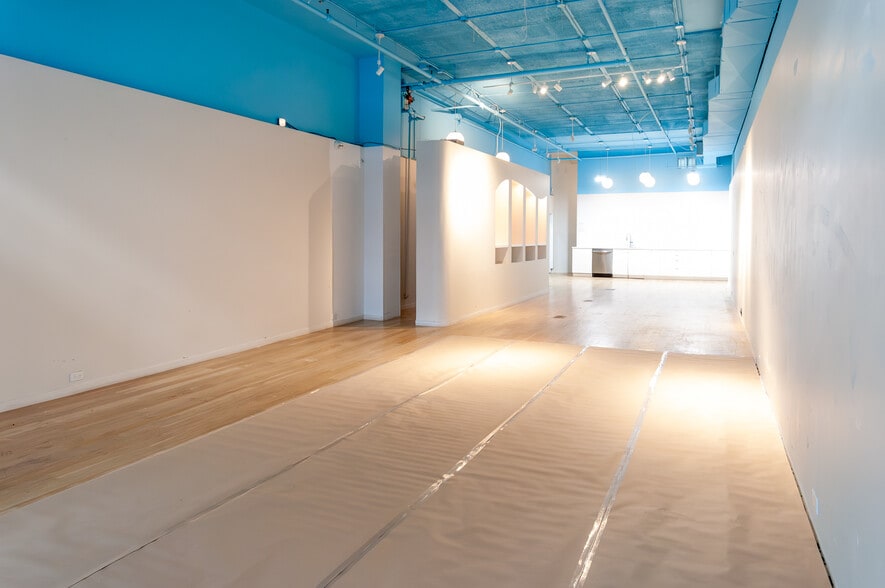More Photos Of 21 Warren St, New York Apartments For Lease