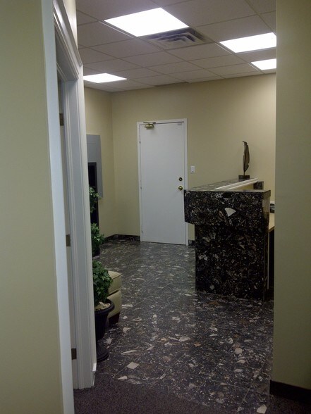 More Photos Of 4000 Steeles Ave W, Vaughan Office For Sale