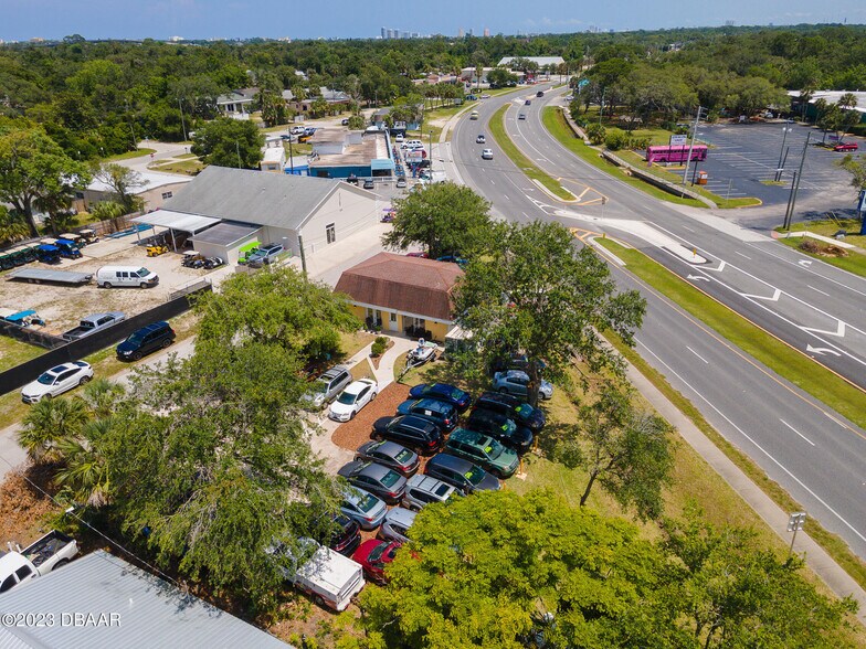 More Photos Of 305 N US Highway 1, Ormond Beach Auto Dealership For Sale