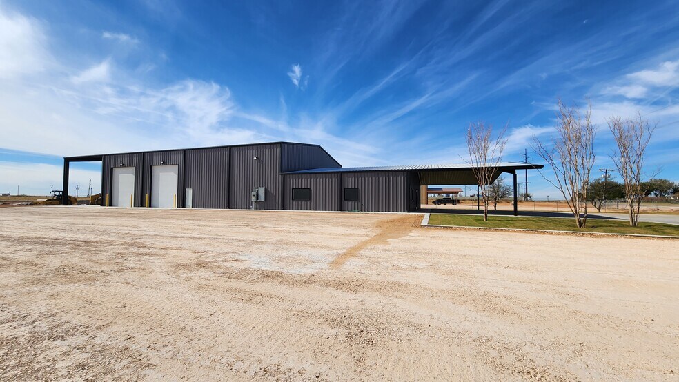 More Photos Of 4516 County Rd 130, Midland Warehouse For Sale